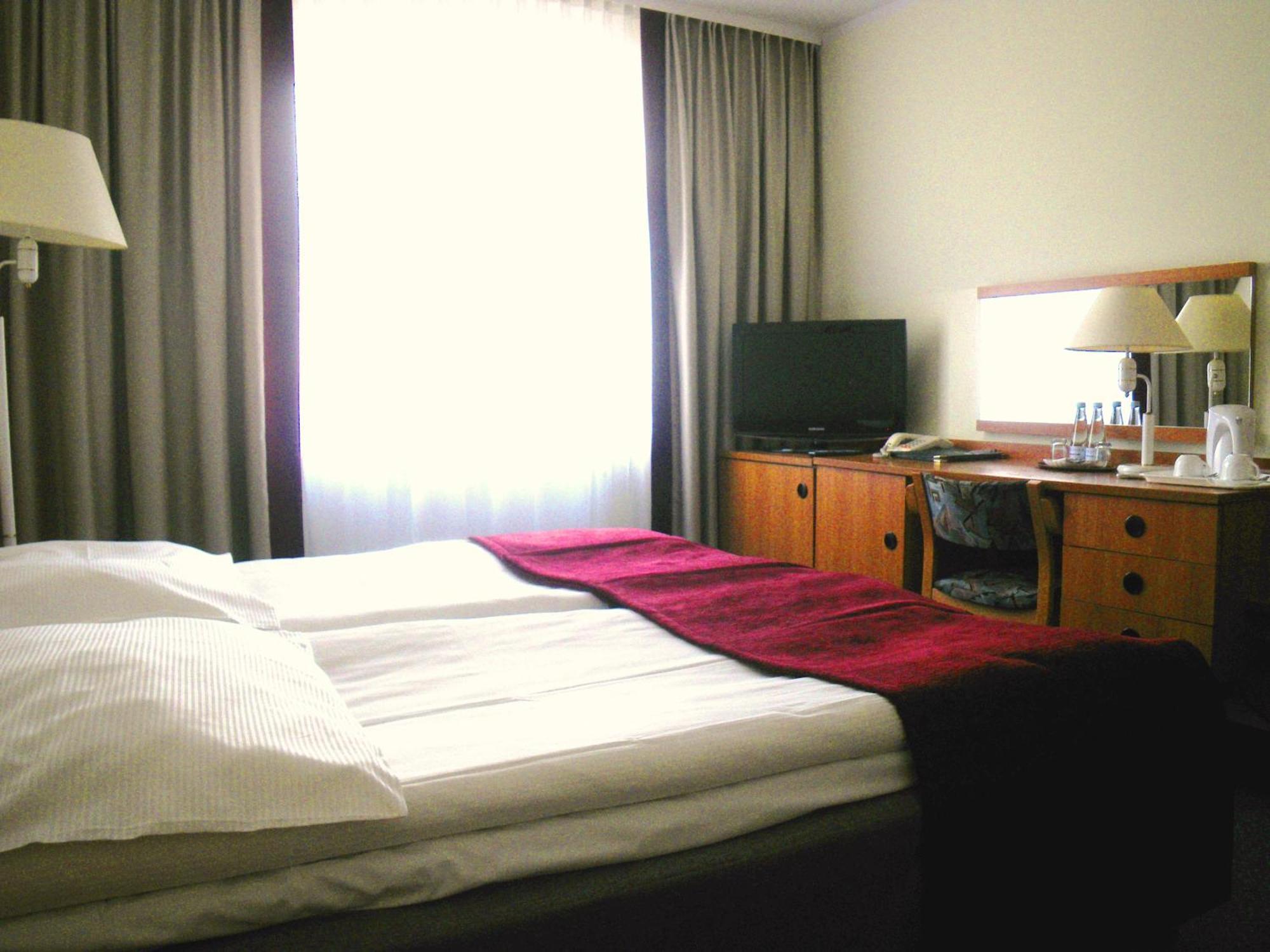 Hotel Ior Poznań Eksteriør billede