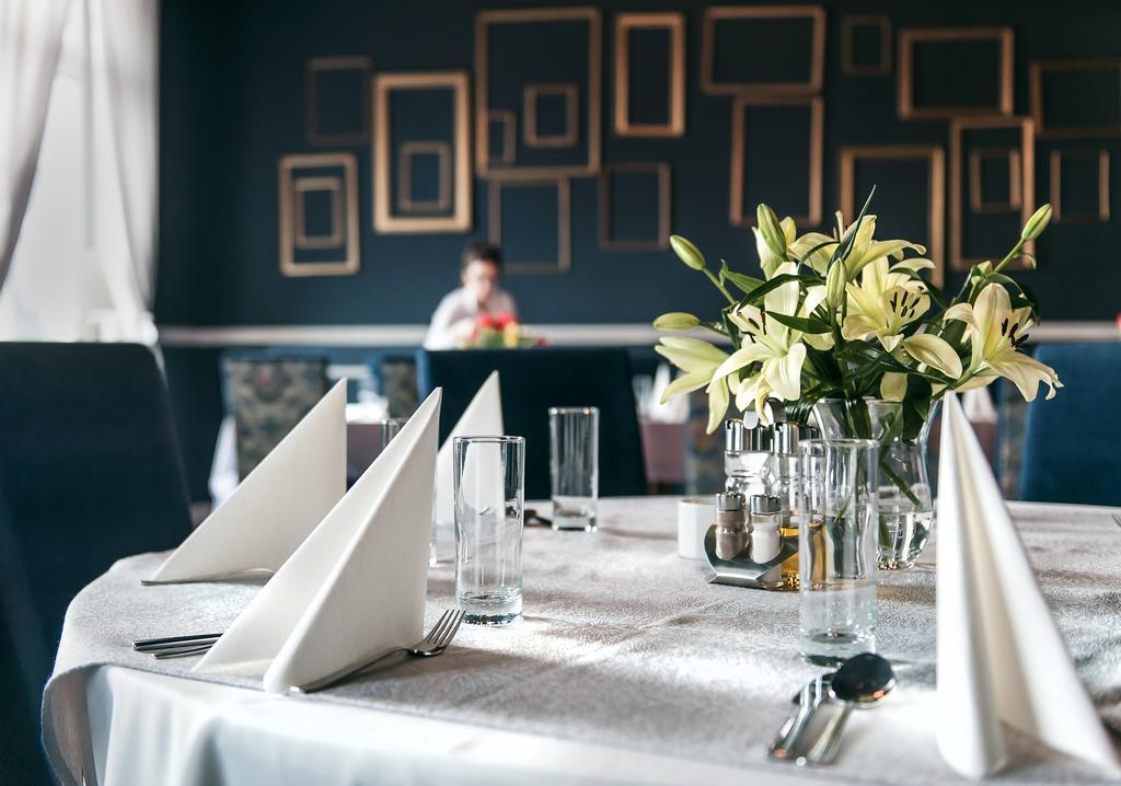 Hotel Ior Poznań Eksteriør billede