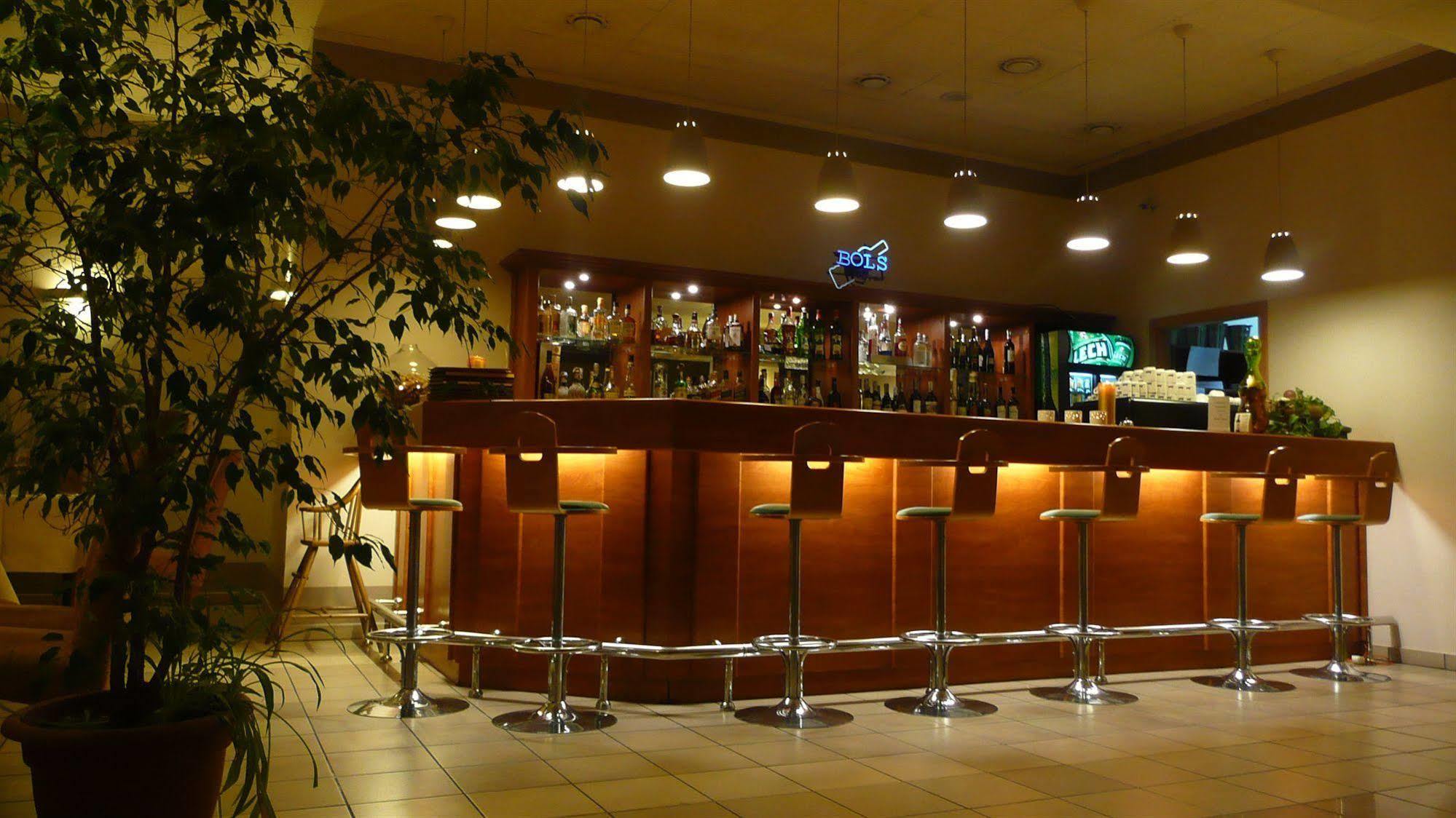 Hotel Ior Poznań Eksteriør billede